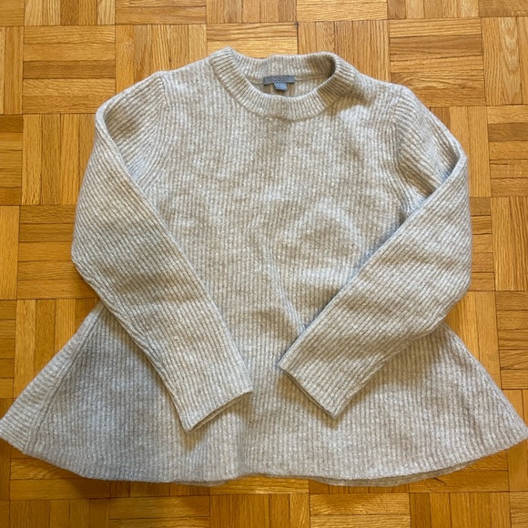 COS beige peplum sweater ๐ - Picture 2 of 8
